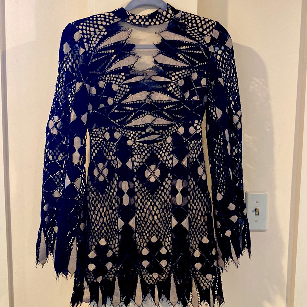 FREE PEOPLE ONE OF A KIND 🖤🖤🖤 stay classy stay sassy -unique showstopper 🖤